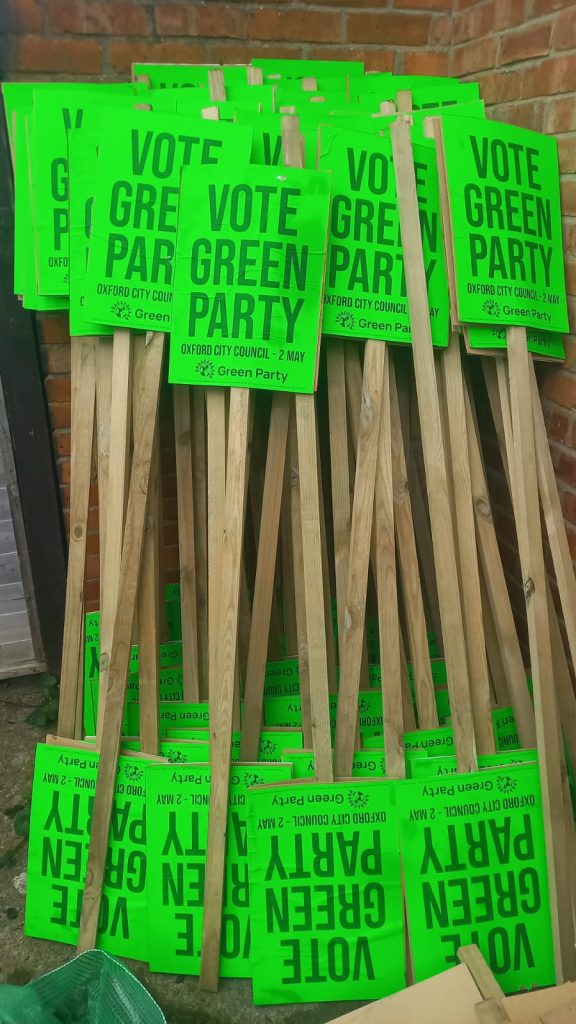 WhatsApp Image    at ..